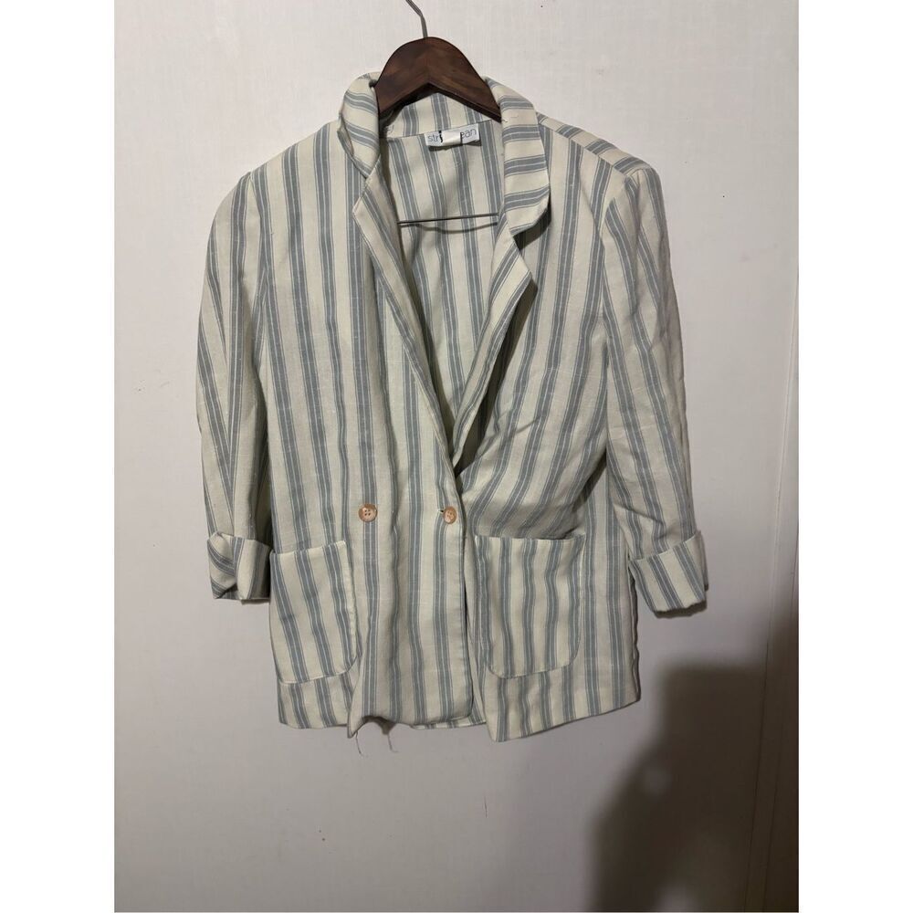 Stringbean Women's Size 5/6 Light Grey White Striped Blazer Jacket Coat